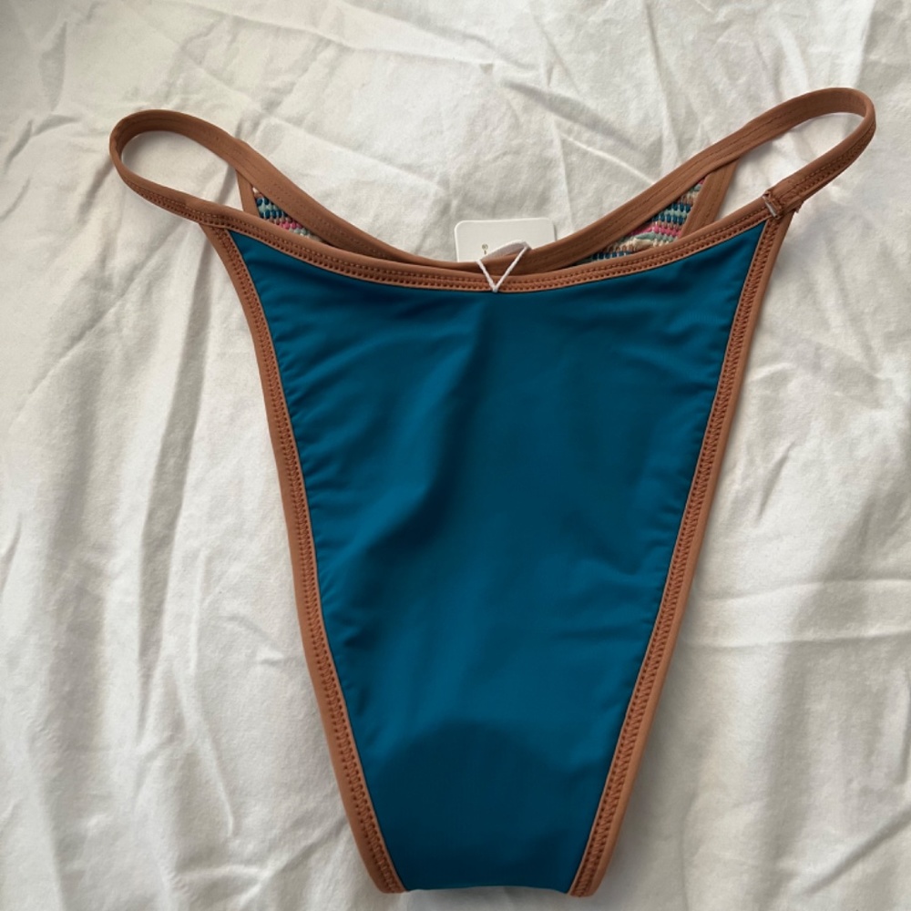 L*Space Swimwear - Picture 9 of 16